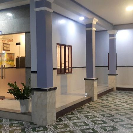 Motel Hoang Gia Long Khanh Exterior foto