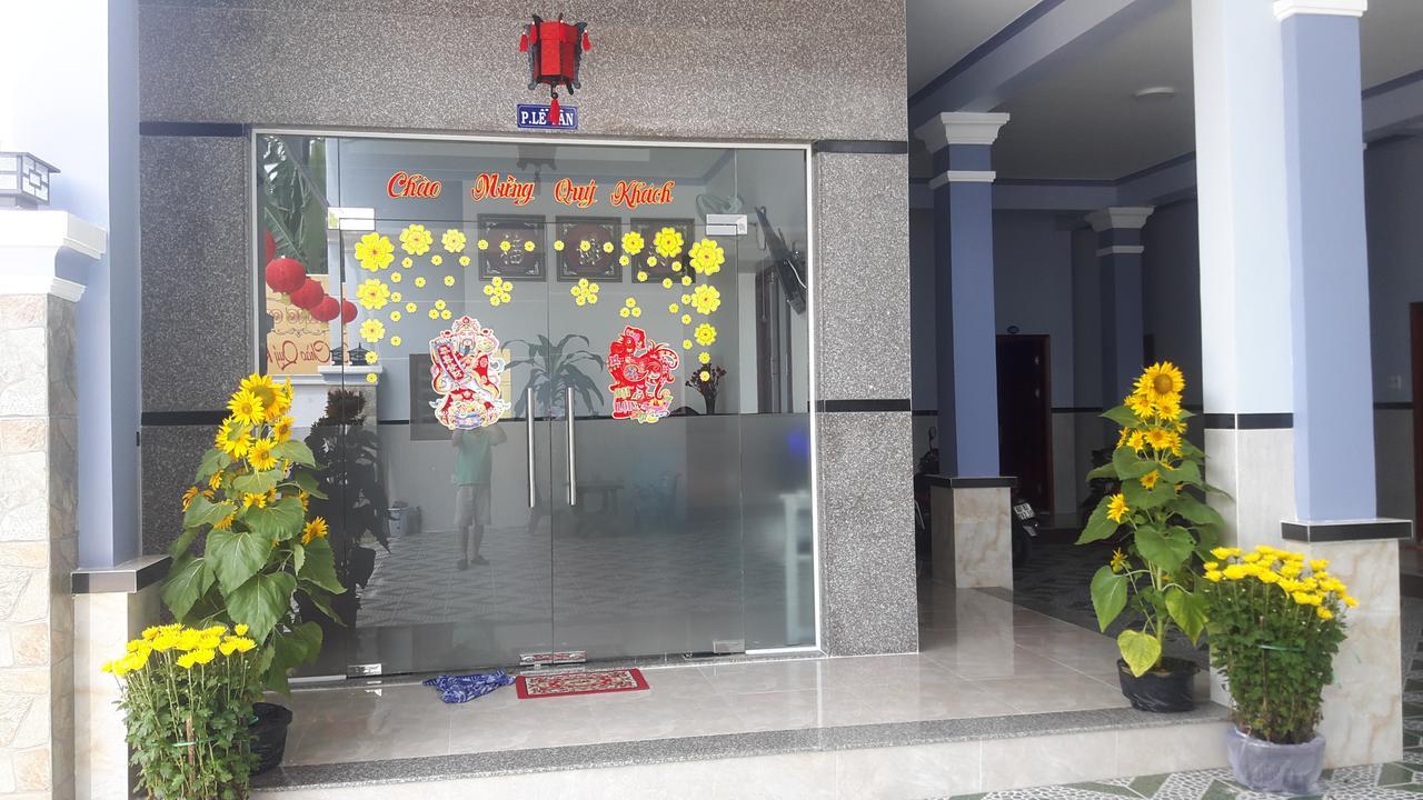 Motel Hoang Gia Long Khanh Exterior foto