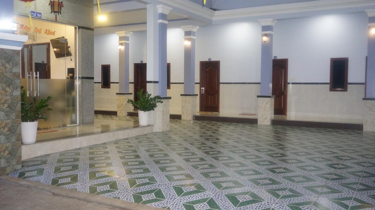 Motel Hoang Gia Long Khanh Exterior foto