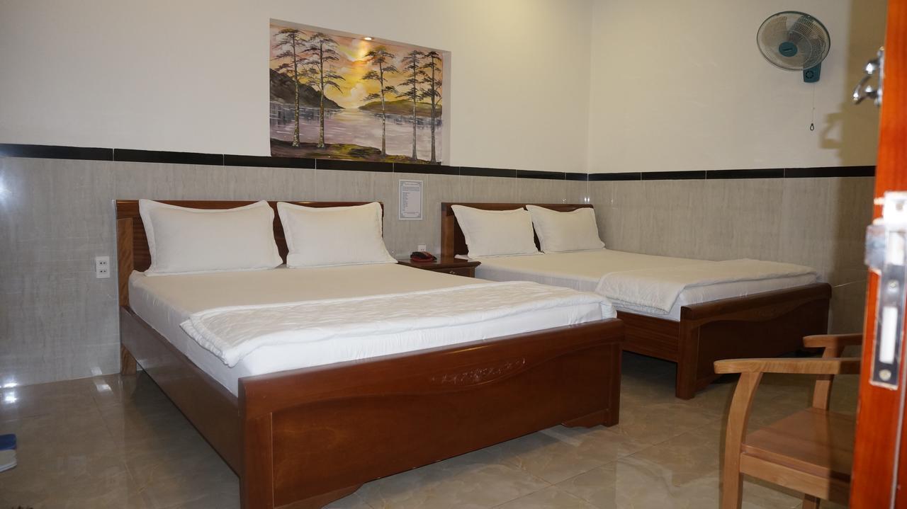 Motel Hoang Gia Long Khanh Exterior foto